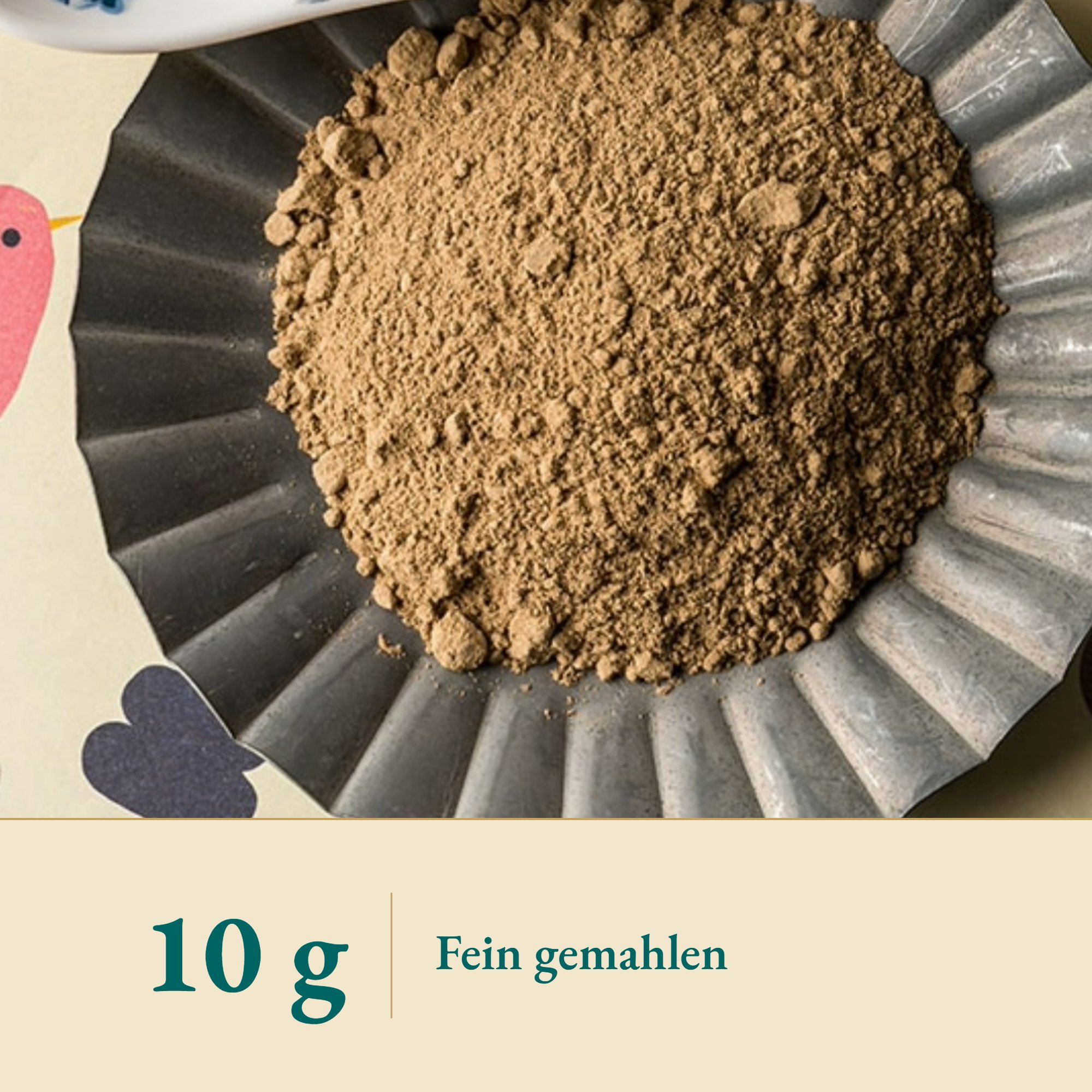 Nahaufnahme Meisterwurz Pulver – Kräuterparadies seit 1887
