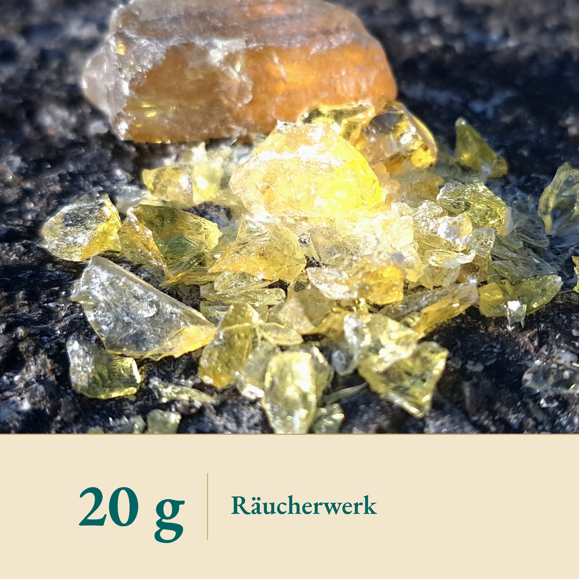 Nahaufnahme Zedernharz – Kräuterparadies seit 1887