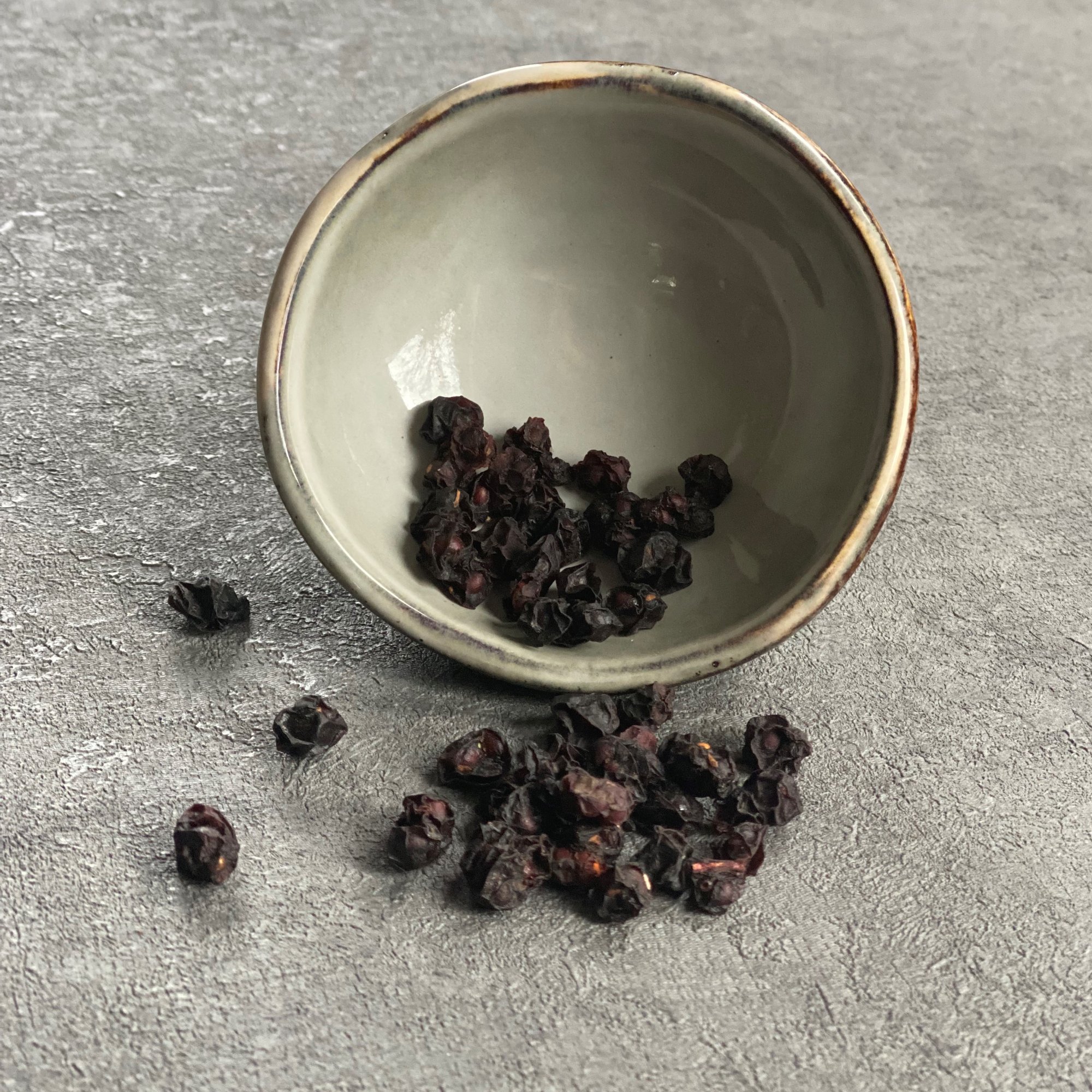 Schizandrabeeren ganz, 50 g – Kräuterparadies seit 1887