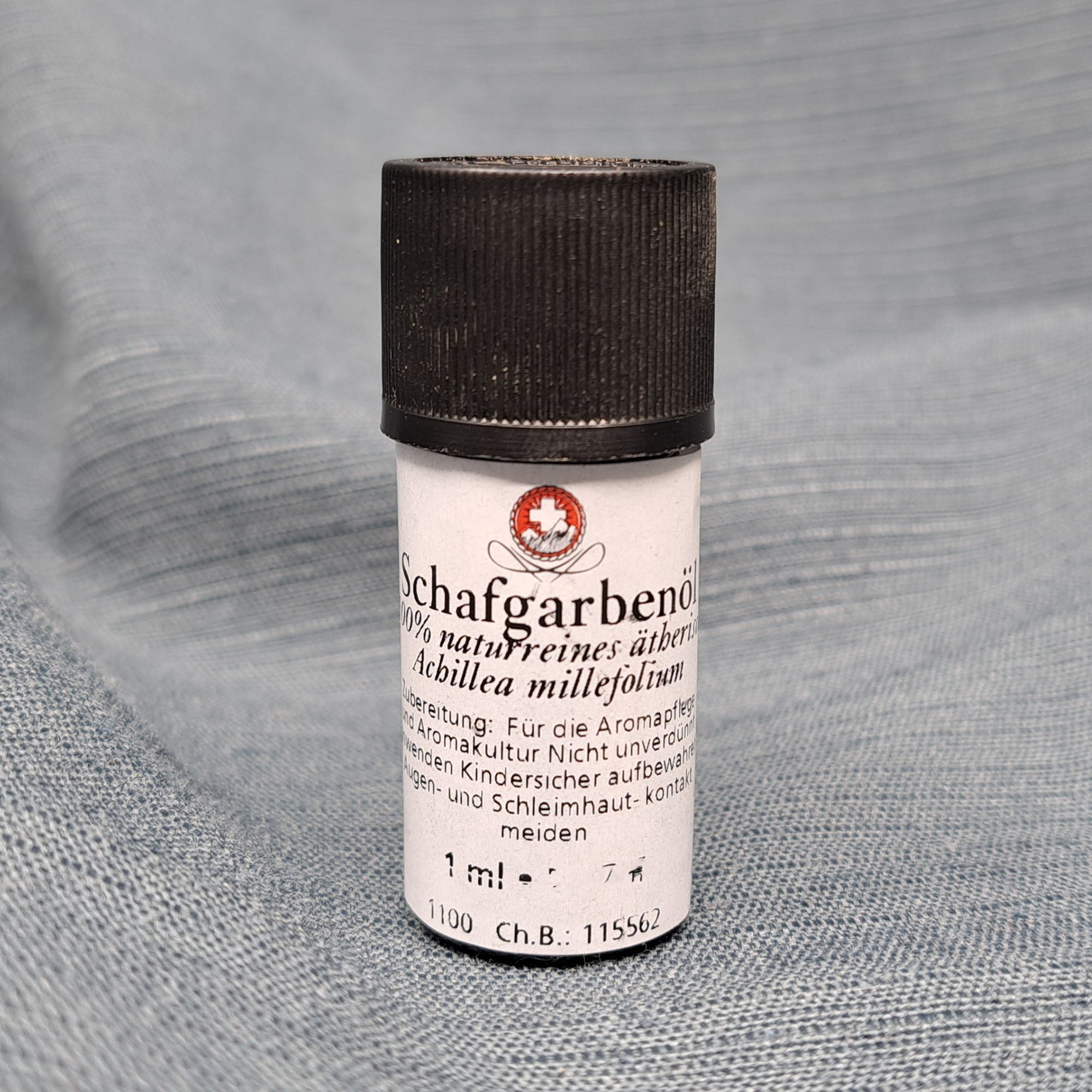 Schafgarbenöl blau, 1 ml – Kräuterparadies seit 1887
