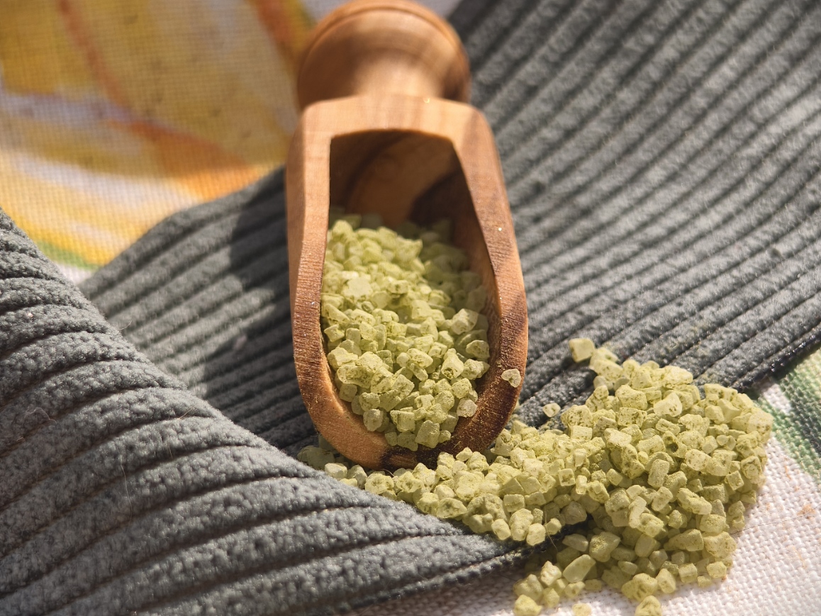 Bamboo Green Hawaiian Sea Salt