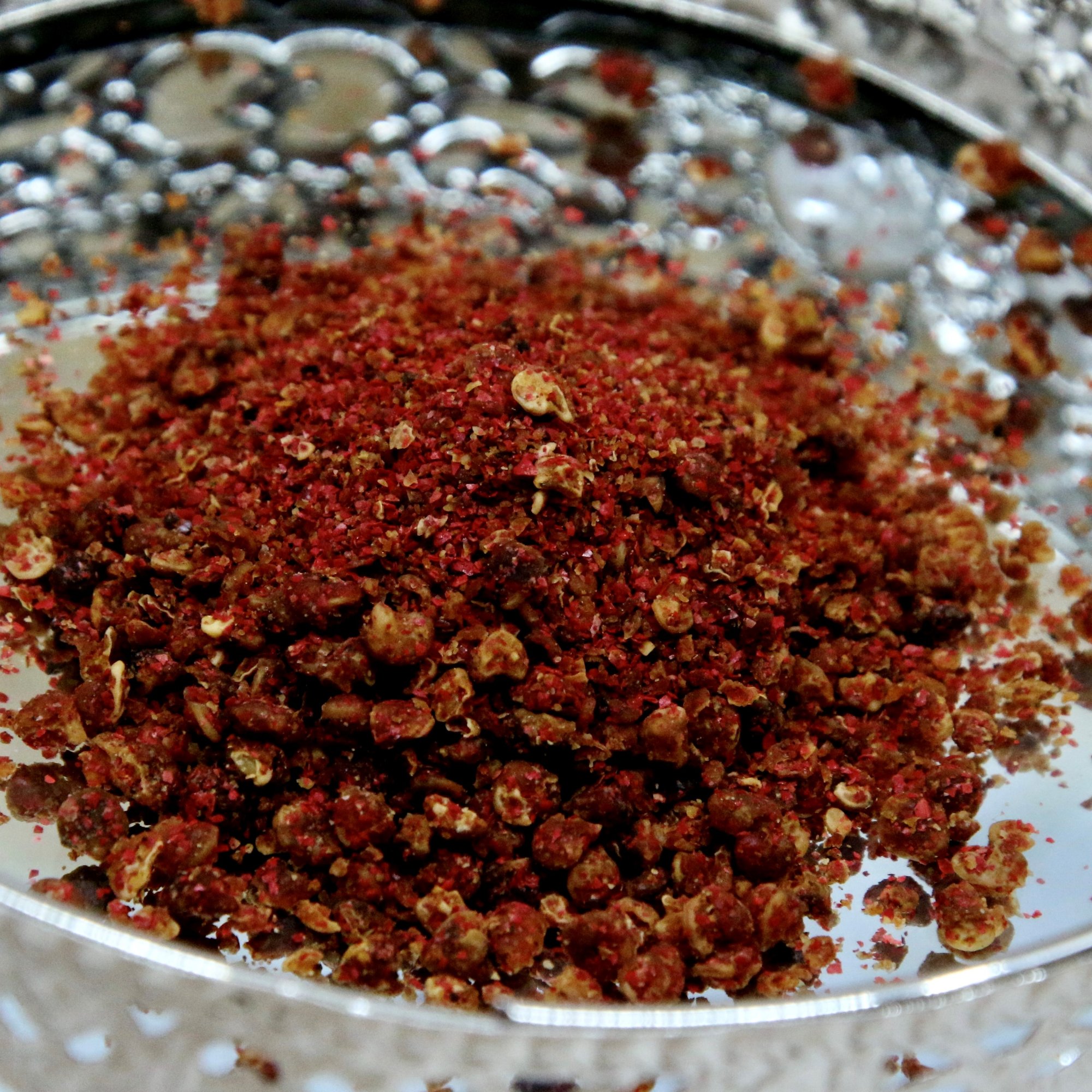 Pfeffer rot/rosa gemahlen, 50 g – Kräuterparadies seit 1887