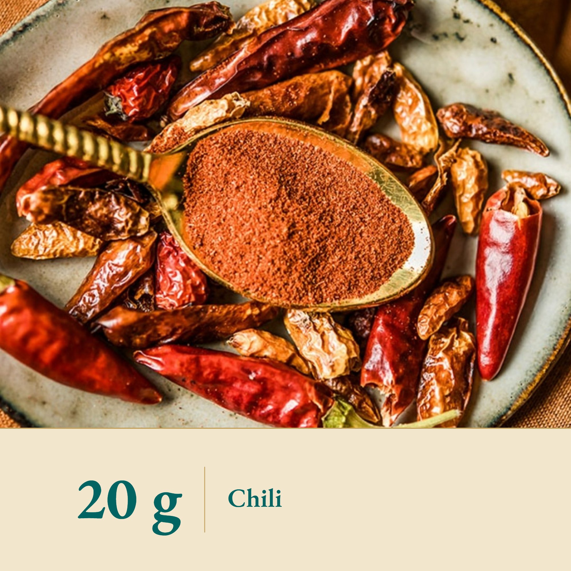 Nahaufnahme Chilipulver – Kräuterparadies seit 1887